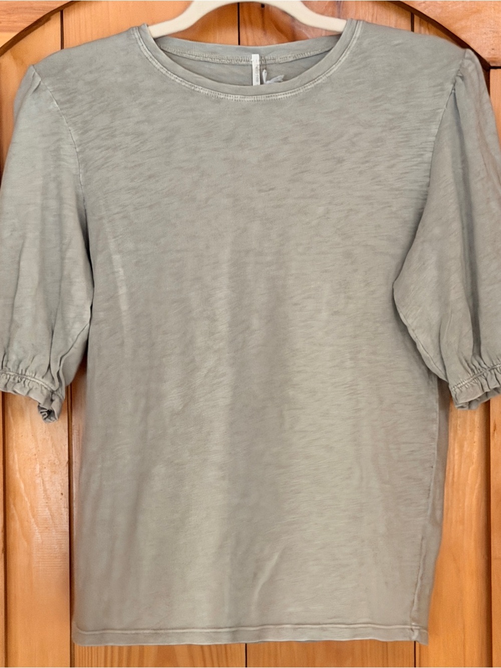 Women's Short-Sleeve Crewneck Tee with Puff Sleeves - Sage